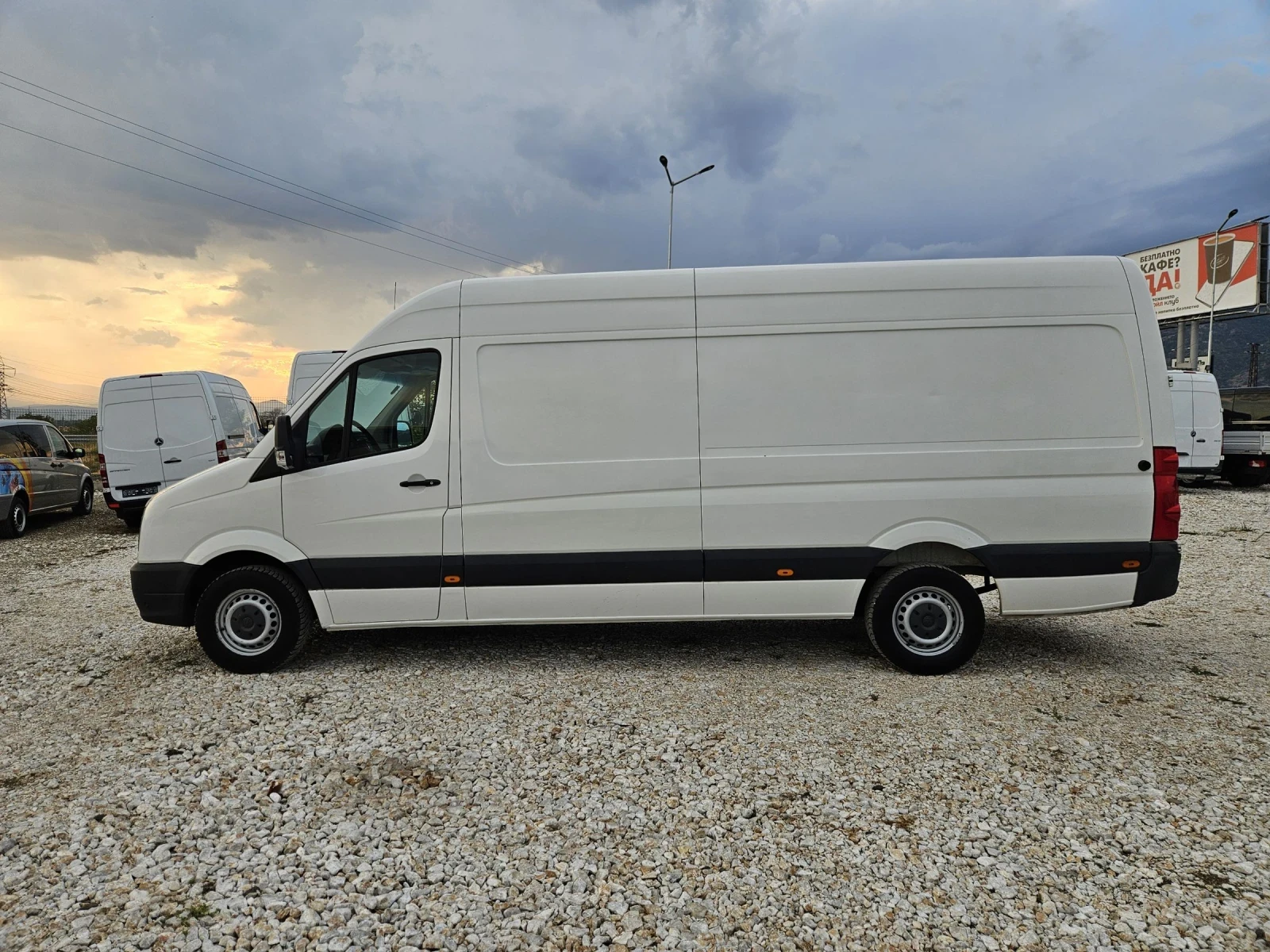 VW Crafter МАЛКО - изображение 4