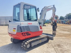 Багер Takeuchi TB235 * КЛИМАТИК * РОТАЦИОННА ХИДРАВЛИЧНА ЩИПКА * , снимка 4