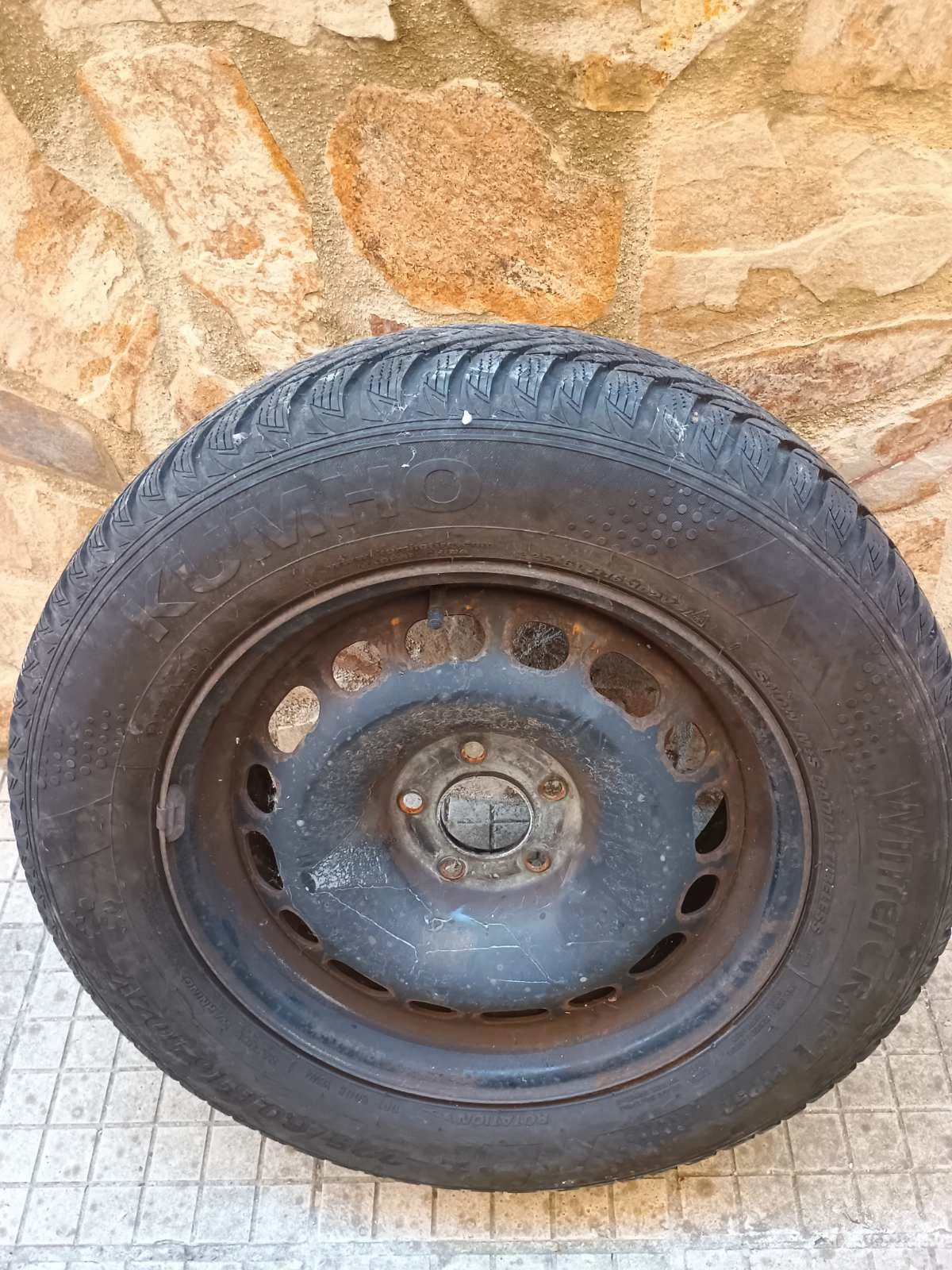 Гуми с джанти Kumho 225/60R16, снимка 4 - Гуми и джанти - 54881175