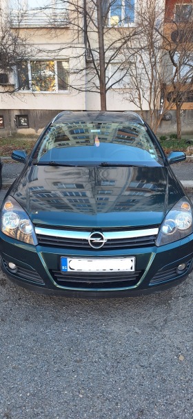 Opel Astra H  1.6 I  газ-бензин, снимка 1 - Автомобили и джипове - 44844508