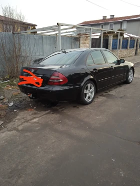 Mercedes-Benz E 270 Цял за части, снимка 2