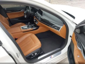 BMW 740 M* SPORT* XDRIVE* ДИГИТАЛНО* ТАБЛО* МАСАЖ* 360КАМЕ - 28999 лв. / 14826.95 € - 77792902 10