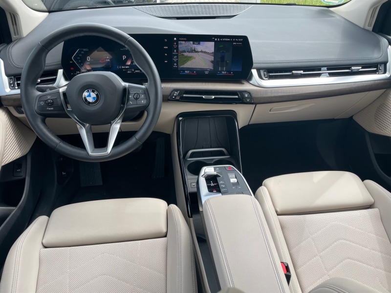 BMW 218 Active Tourer, снимка 15 - Автомобили и джипове - 40601590