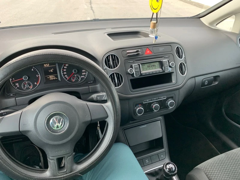 VW Golf Plus, снимка 11 - Автомобили и джипове - 47247361