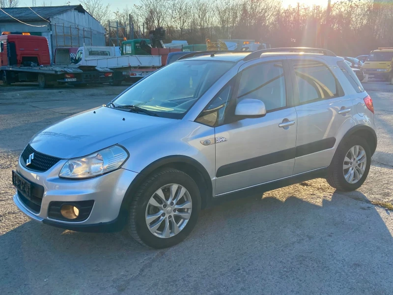 Suzuki SX4 1.6i Автоматик - бензин / Facelift, снимка 3 - Автомобили и джипове - 46089397