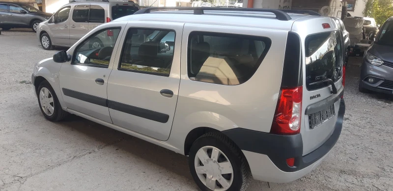 Dacia Logan 1.6 Бензин, 105 кс, Клима, снимка 4 - Автомобили и джипове - 47432500