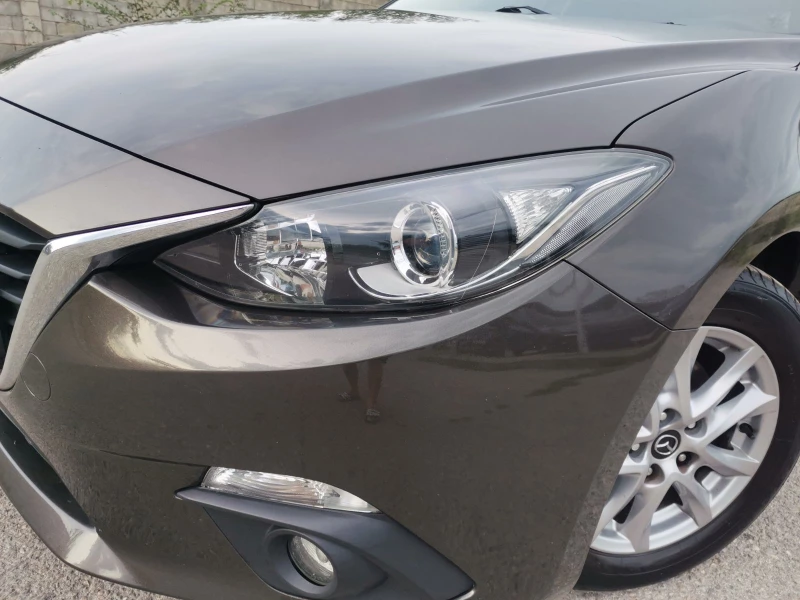 Mazda 3 КАТО НОВА* NAVI* 120к.с., снимка 2 - Автомобили и джипове - 47522599