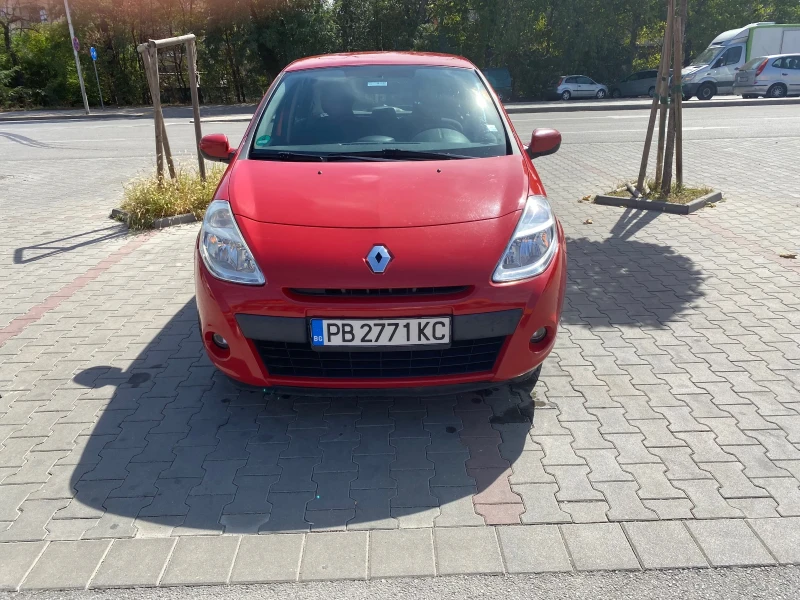 Renault Clio, снимка 1 - Автомобили и джипове - 47526269