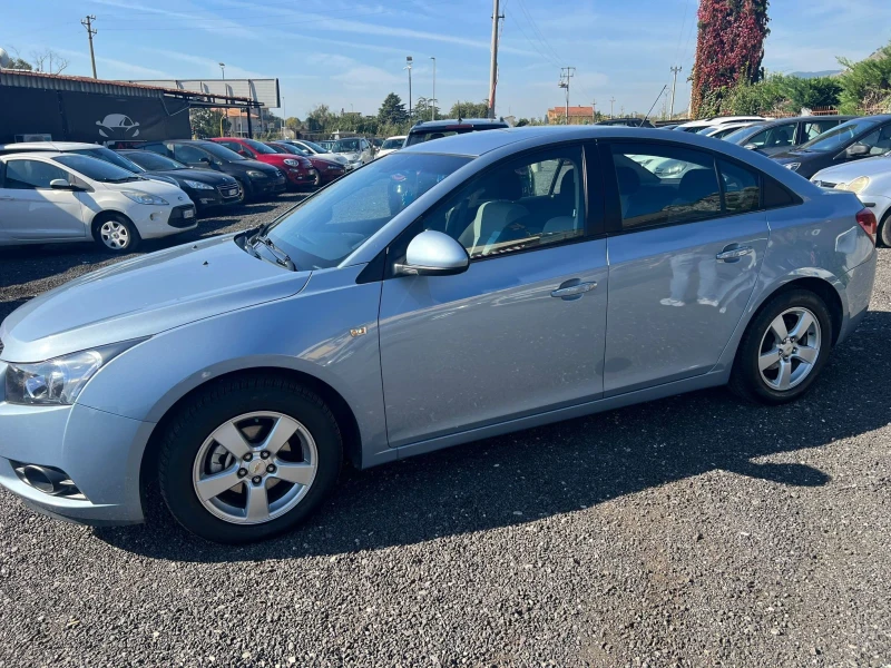 Chevrolet Cruze 1.8I-ГАЗ-БЕНЗИН 141кс, снимка 1 - Автомобили и джипове - 47856154