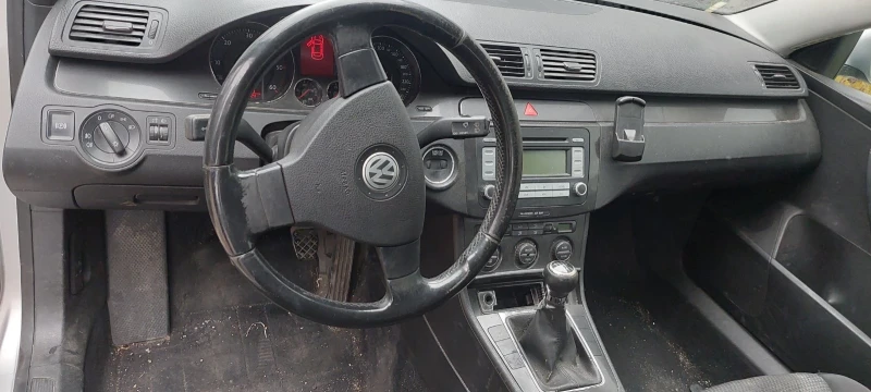 VW Passat 1.9d, снимка 3 - Автомобили и джипове - 48031906