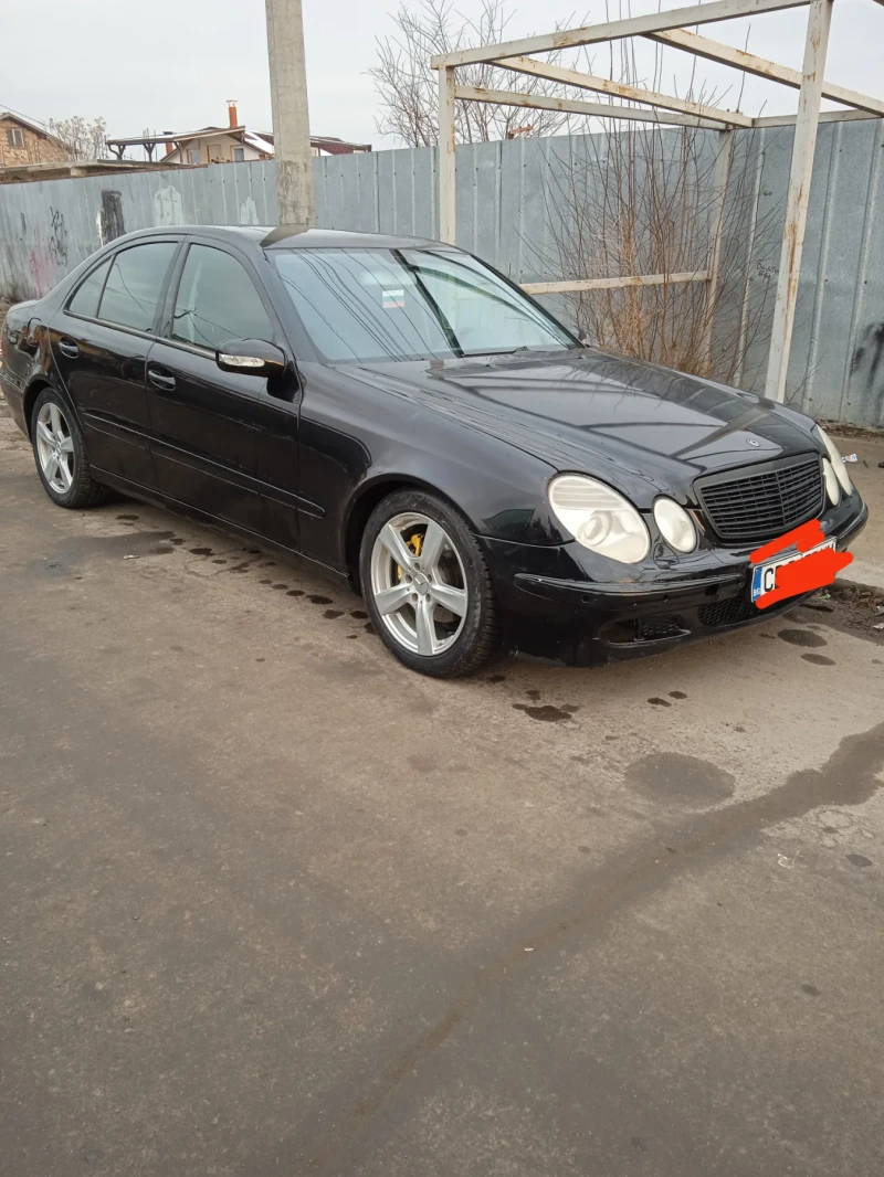 Mercedes-Benz E 270 Цял за части, снимка 3 - Автомобили и джипове - 48786063