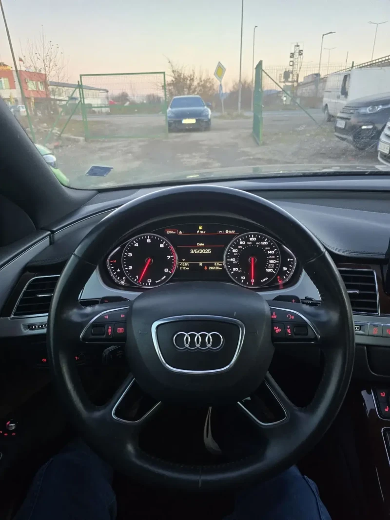 Audi A8, снимка 9 - Автомобили и джипове - 49437688