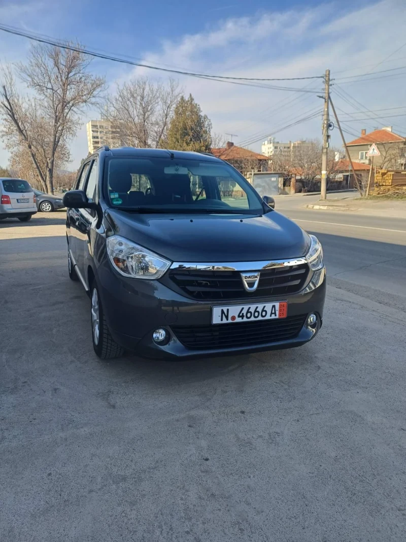 Dacia Lodgy 1.6 газ, снимка 1 - Автомобили и джипове - 49441692