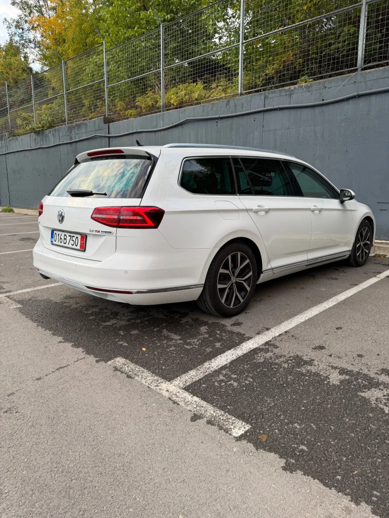 VW Passat 8 2.0TDI/190hp/HIGHLINE/ДИСТРОНИК/Камера/DSG, снимка 4 - Автомобили и джипове - 50082456