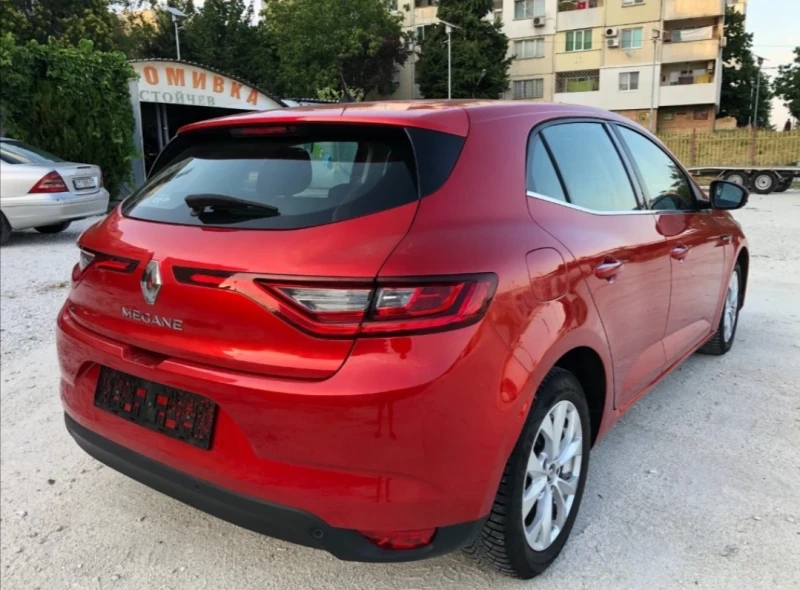 Renault Megane, снимка 3 - Автомобили и джипове - 52230026