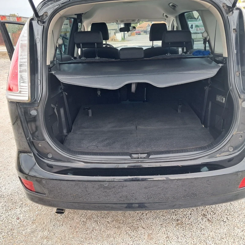 Mazda 5 1.8I 7места, снимка 10 - Автомобили и джипове - 52325129