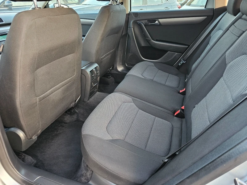 VW Passat 2.0TDI, 140к.с., снимка 9 - Автомобили и джипове - 52854360