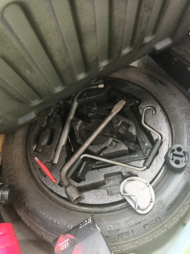 Alfa Romeo 147 1.9 115JTD, снимка 7 - Автомобили и джипове - 53104095