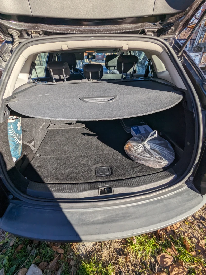 Renault Megane 1.5 DCI, снимка 4 - Автомобили и джипове - 53178844