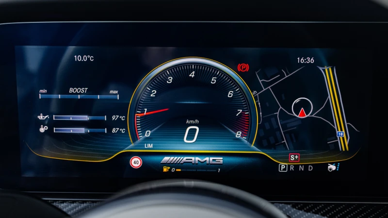 Mercedes-Benz AMG GT 63s 4matic+ Designo/ Ceramic / Soft Close / Full , снимка 11 - Автомобили и джипове - 53465783