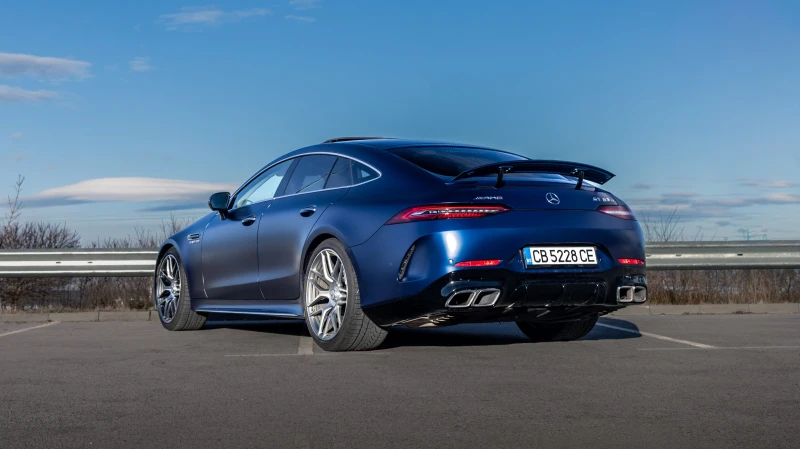 Mercedes-Benz AMG GT 63s 4matic+ Designo/ Ceramic / Soft Close / Full , снимка 3 - Автомобили и джипове - 53465783