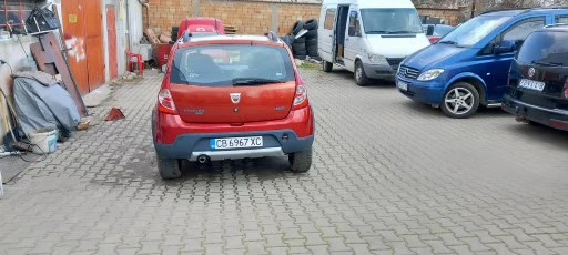 Dacia Sandero Stepway 1.6 i, снимка 7 - Автомобили и джипове - 49514989