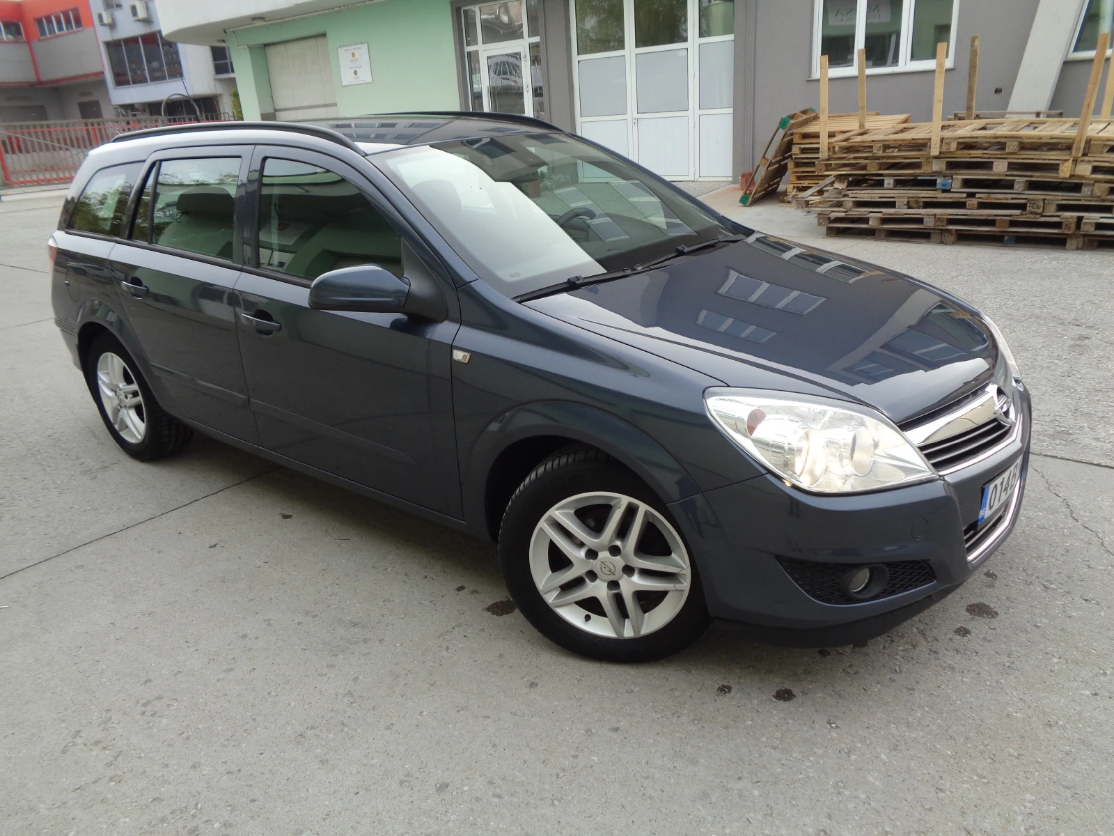 Opel Astra 1.6-16V-ЛИЗИНГ - изображение 2