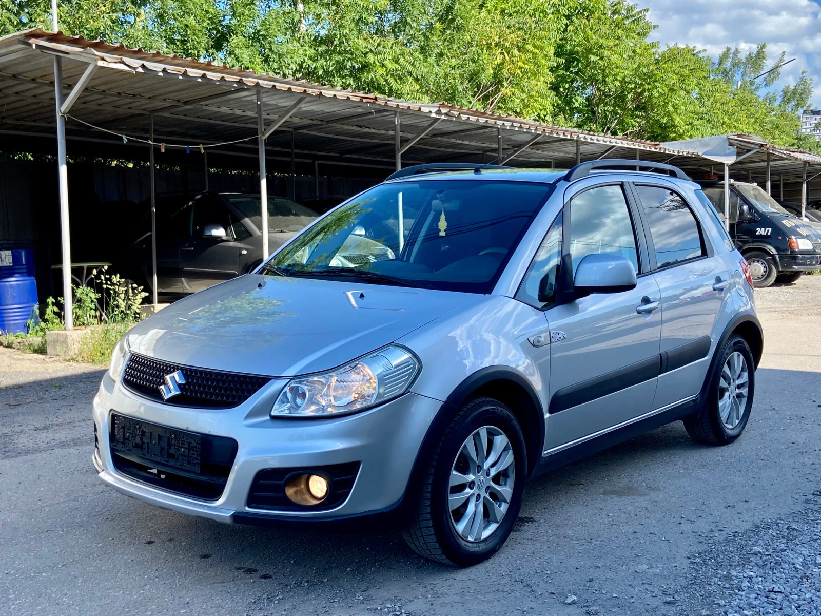 Suzuki SX4 1.6i Автоматик - бензин / Facelift - изображение 3