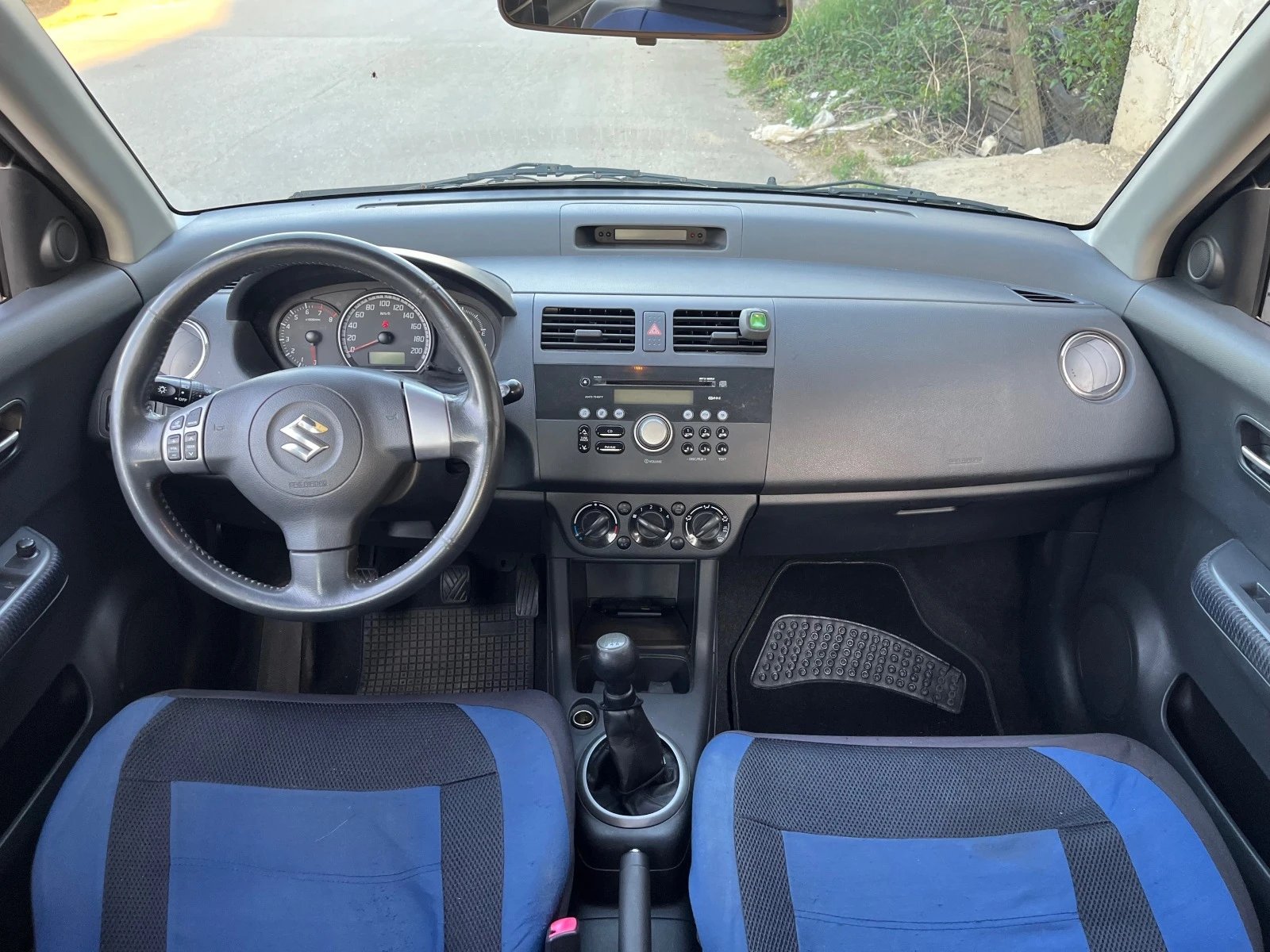 Suzuki Swift 1.3 4x4 | Mobile.bg — изображение 12