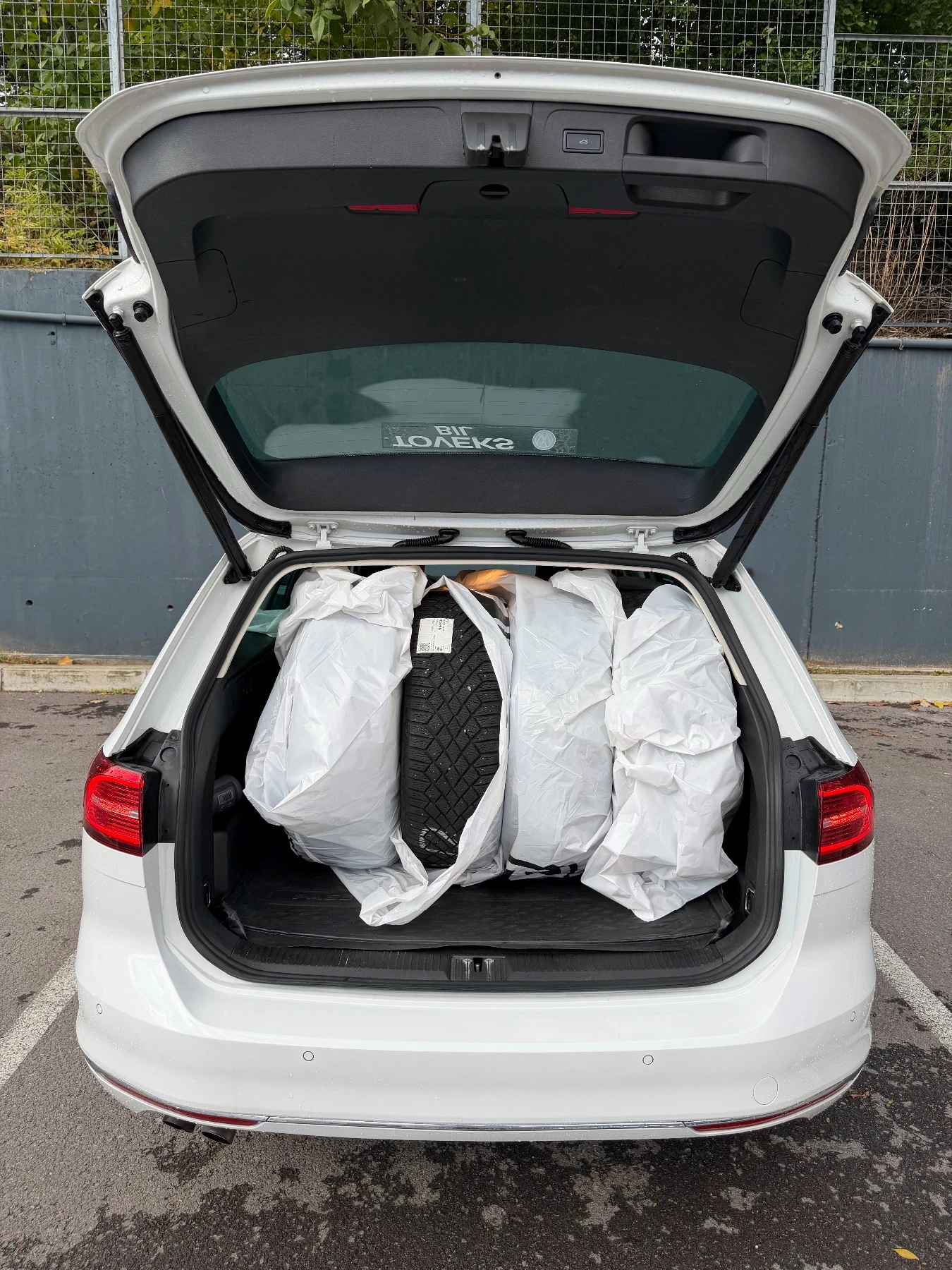 VW Passat 8 2.0TDI/190hp/HIGHLINE///DSG | Mobile.bg   12