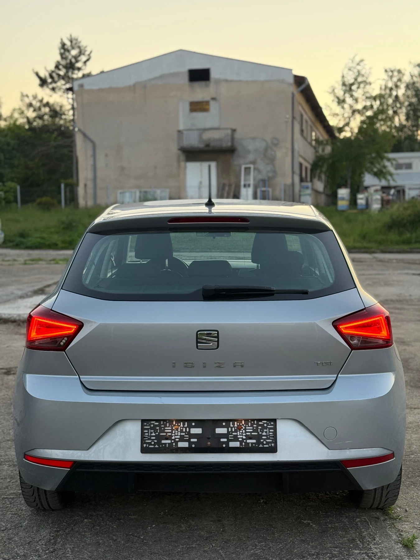 Seat Ibiza TGI Carplay Темпомат - изображение 6