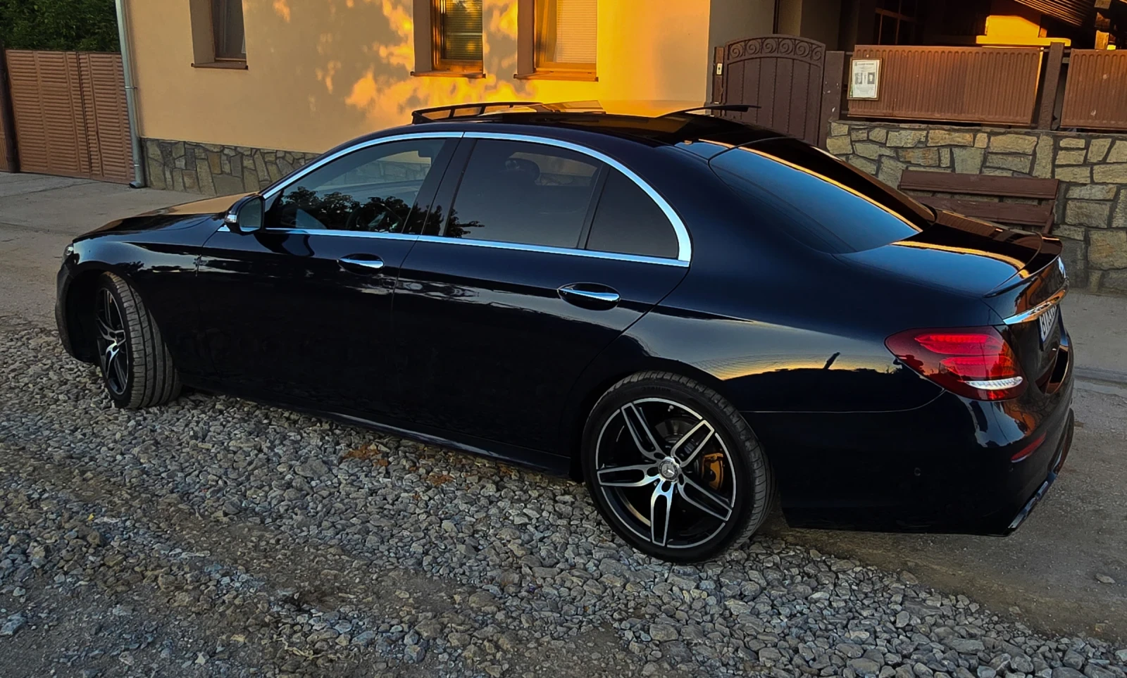 Mercedes-Benz E 220 W213  - изображение 6