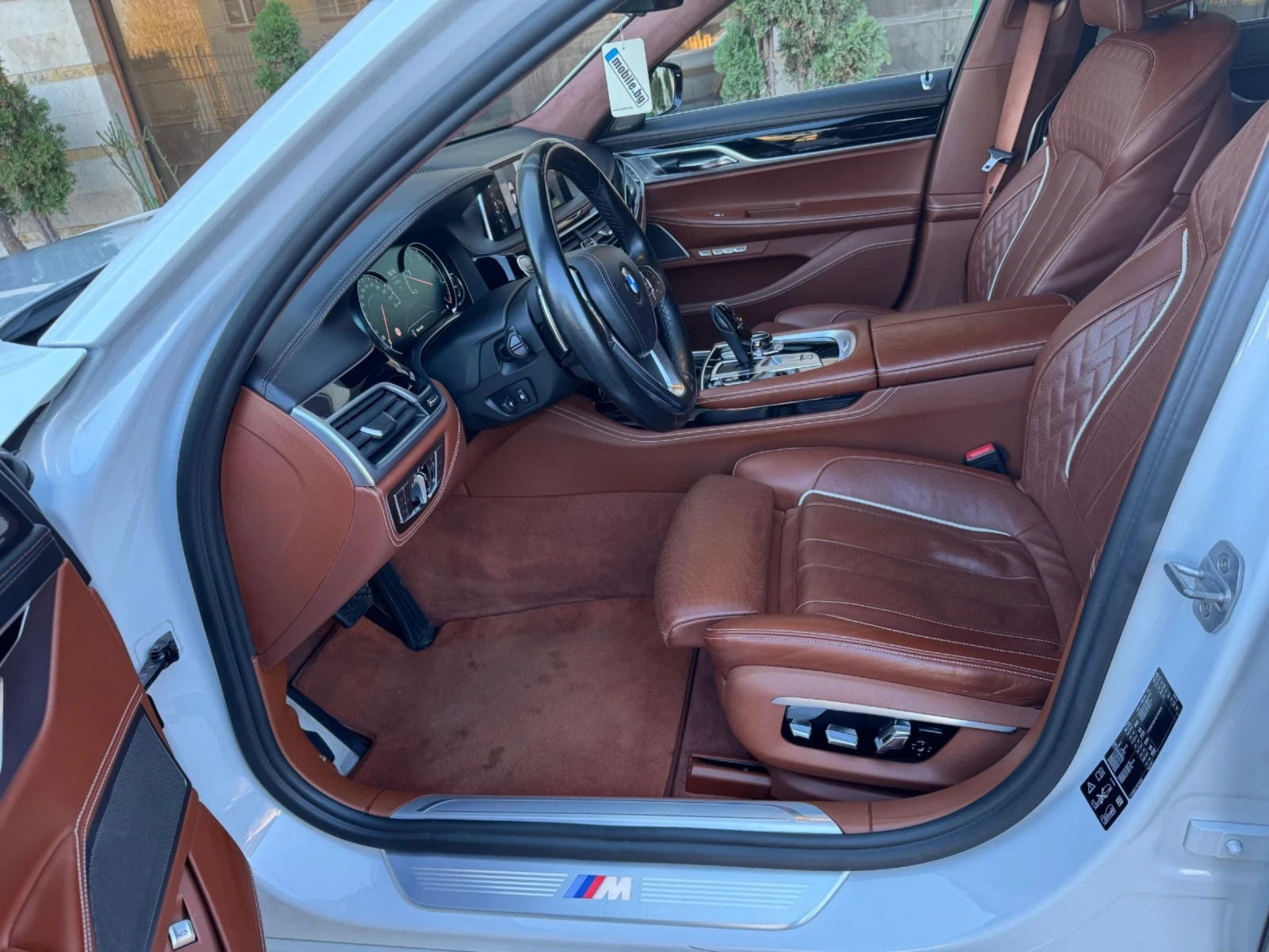 BMW 740 * 740XD* ПЪЛНА СЕРВИЗНА ИСТОРИЯ* INDIVIDUAL* NIGHT - изображение 10