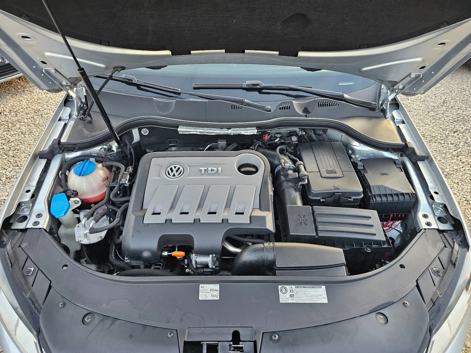 VW Passat 2.0TDI, 140�.�. | Mobile.bg � ����������� 14