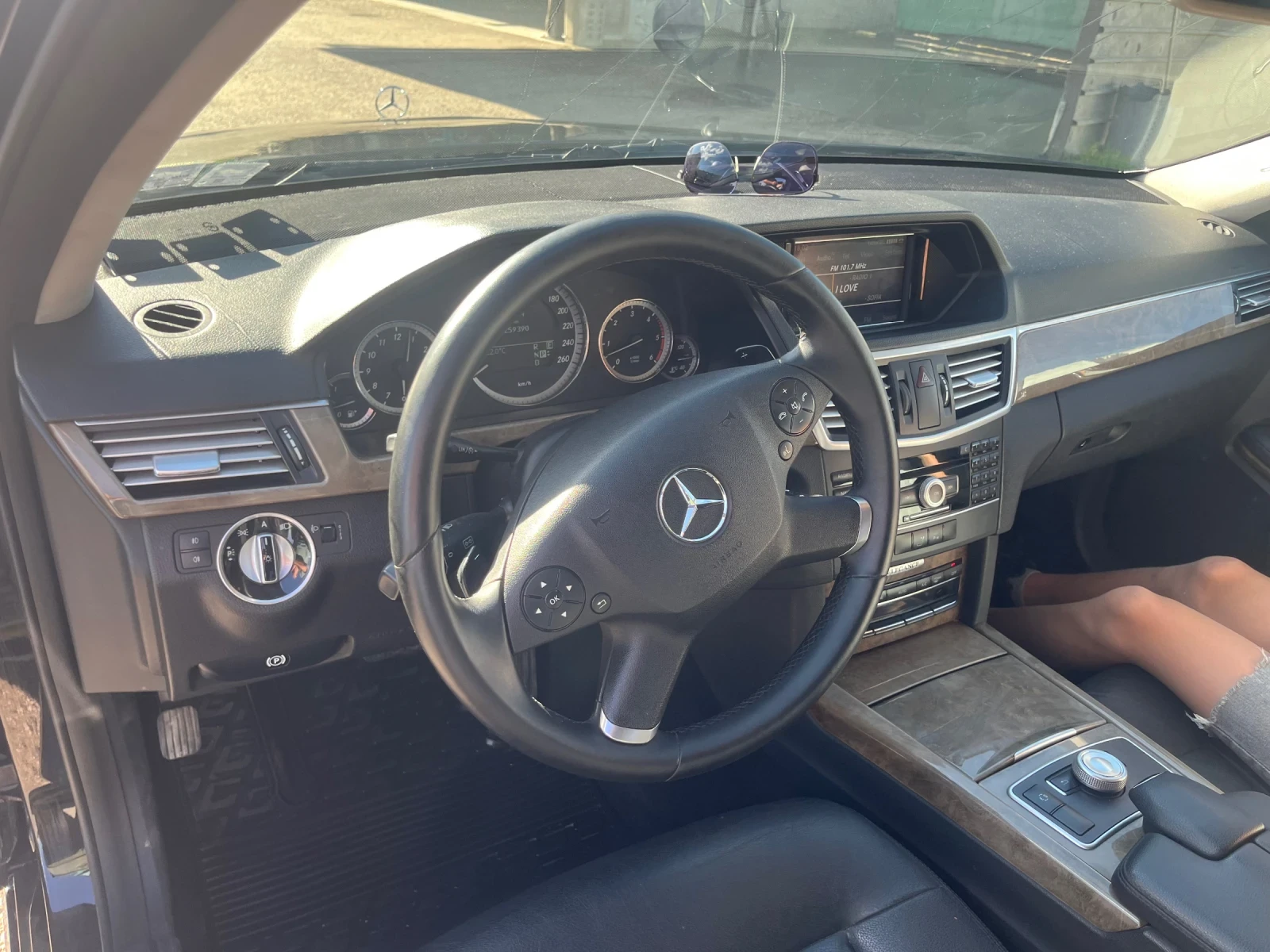Mercedes-Benz E 300, снимка 7 - Автомобили и джипове - 54669166