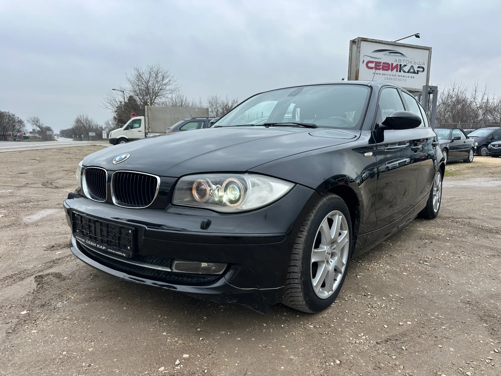 BMW 118 2.0i-143к.с.!Facelift!Xenon!Recaro! - изображение 3