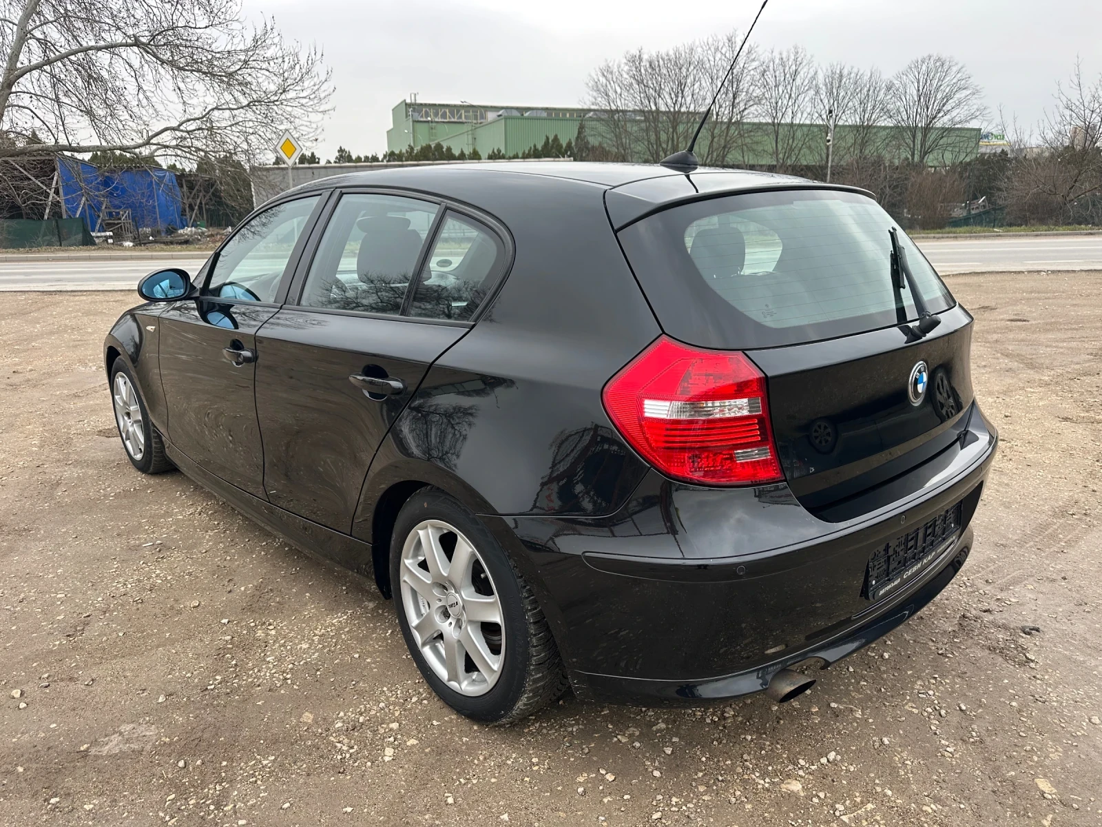 BMW 118 2.0i-143к.с.!Facelift!Xenon!Recaro! - изображение 5