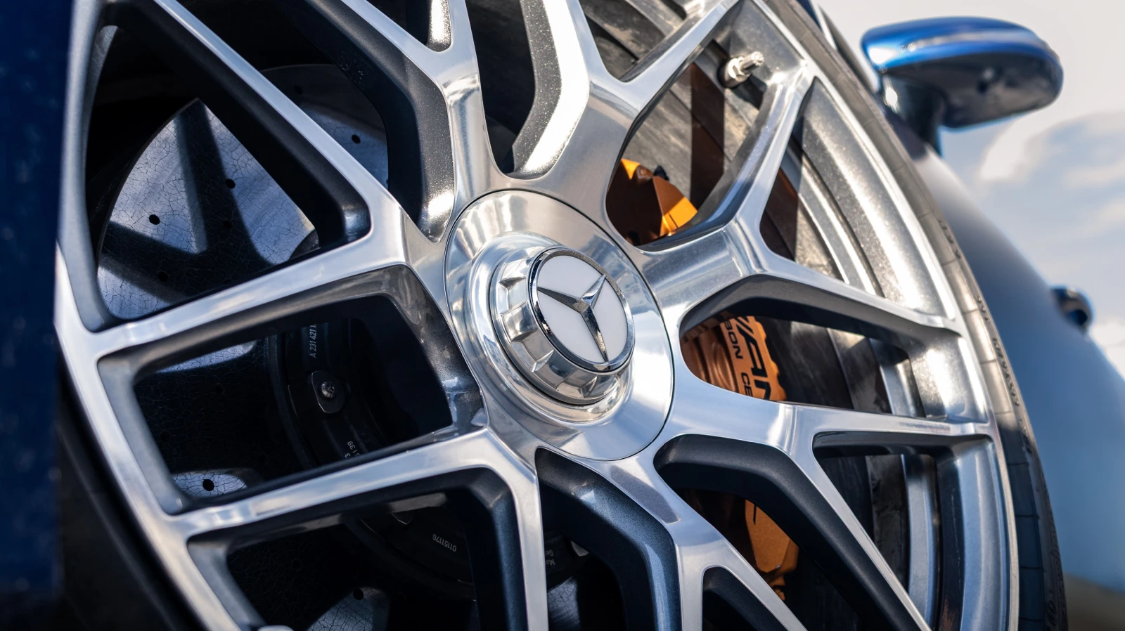 Mercedes-Benz AMG GT 63s 4matic+ Designo/ Ceramic / Soft Close / Full  | Mobile.bg � ����������� 12