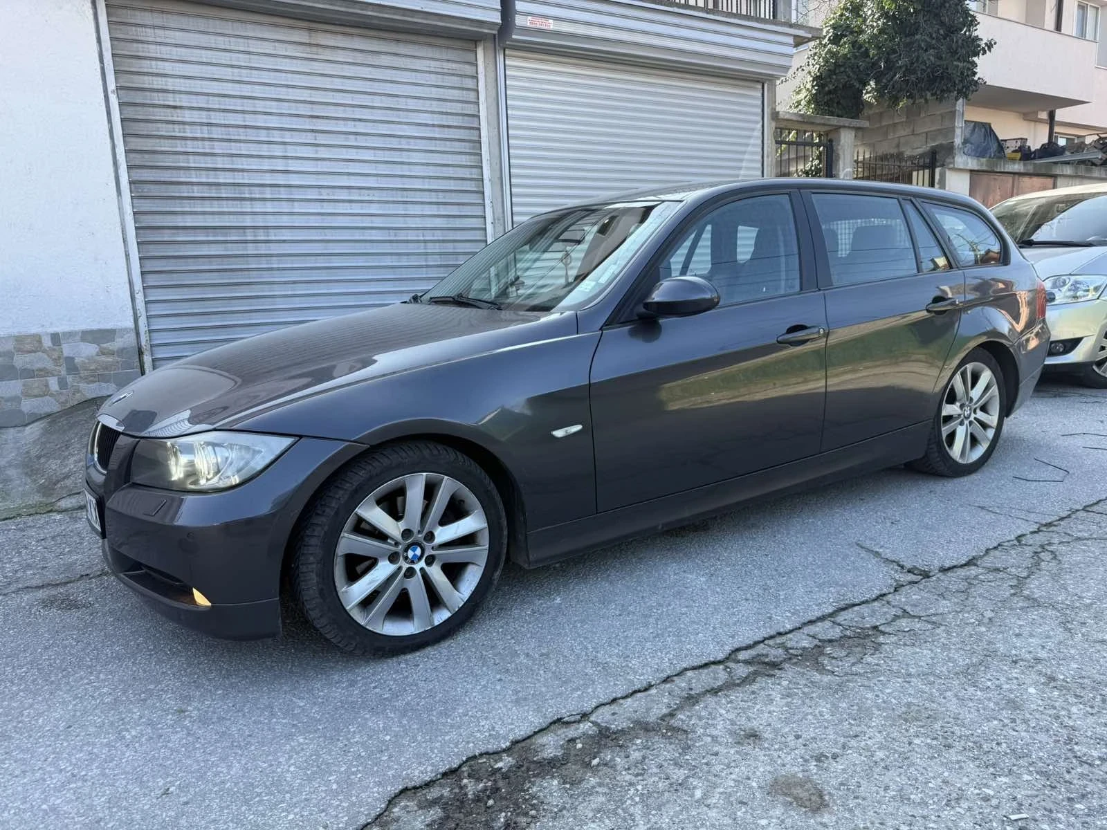 BMW 320  - изображение 2