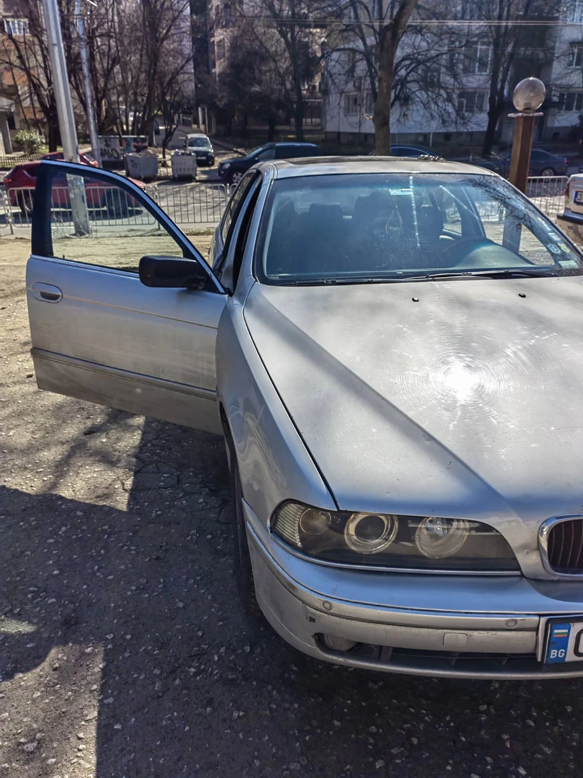 BMW 525 525d - изображение 4