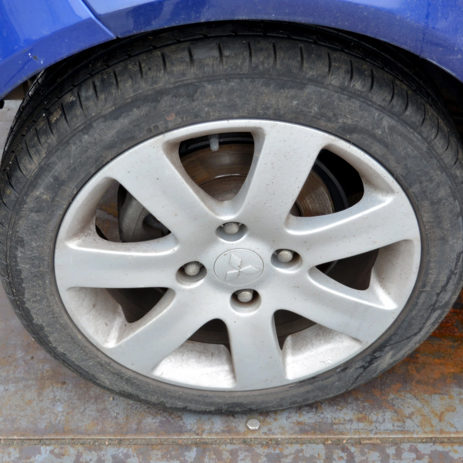 Mitsubishi Colt 1.5 I, снимка 5 - Автомобили и джипове - 53818166