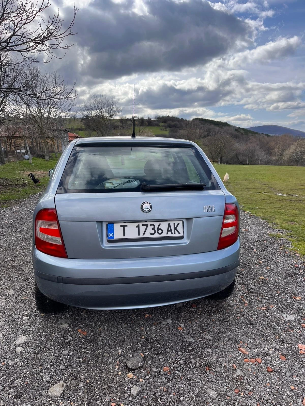 Skoda Fabia, снимка 4 - Автомобили и джипове - 54056436