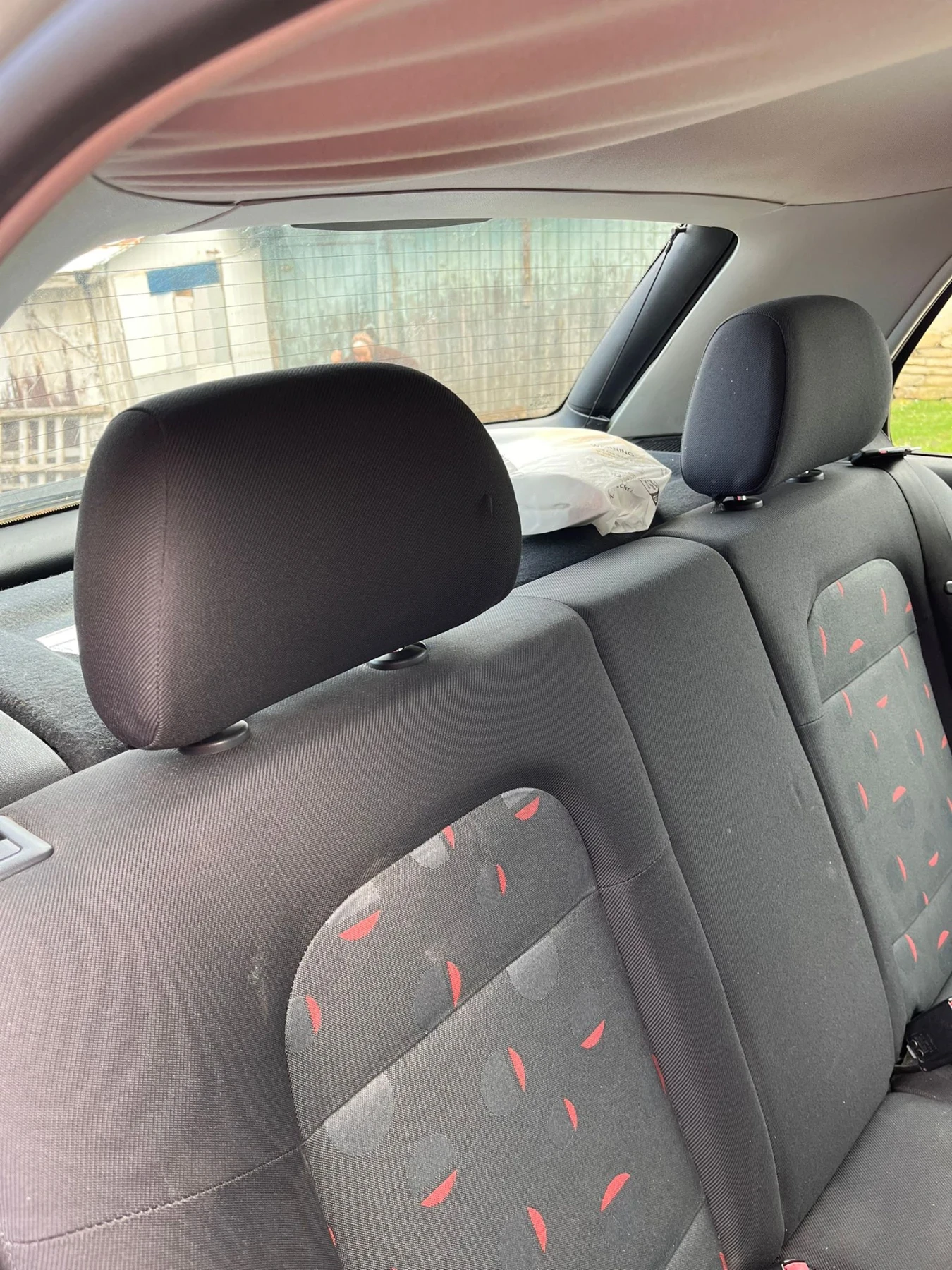 Skoda Fabia, снимка 15 - Автомобили и джипове - 54056436