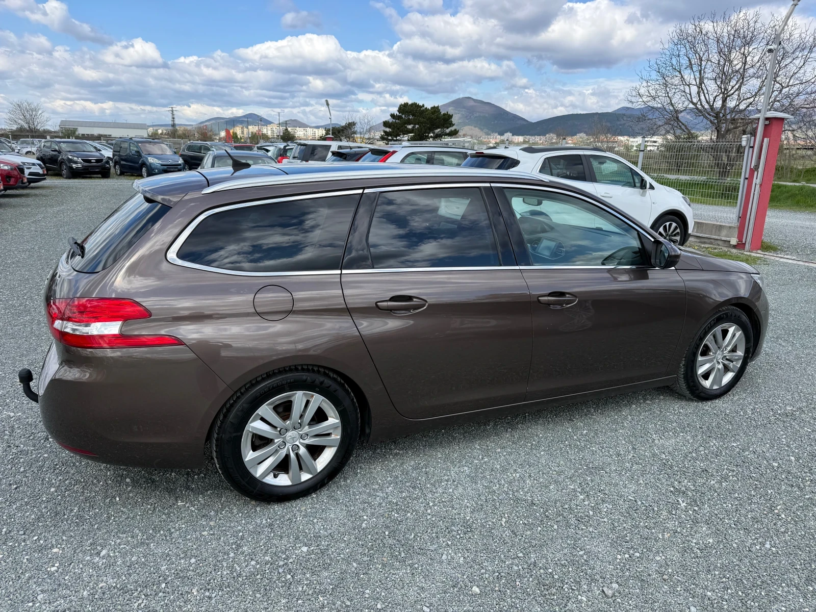 Peugeot 308 (KATO НОВА), снимка 5 - Автомобили и джипове - 54144475