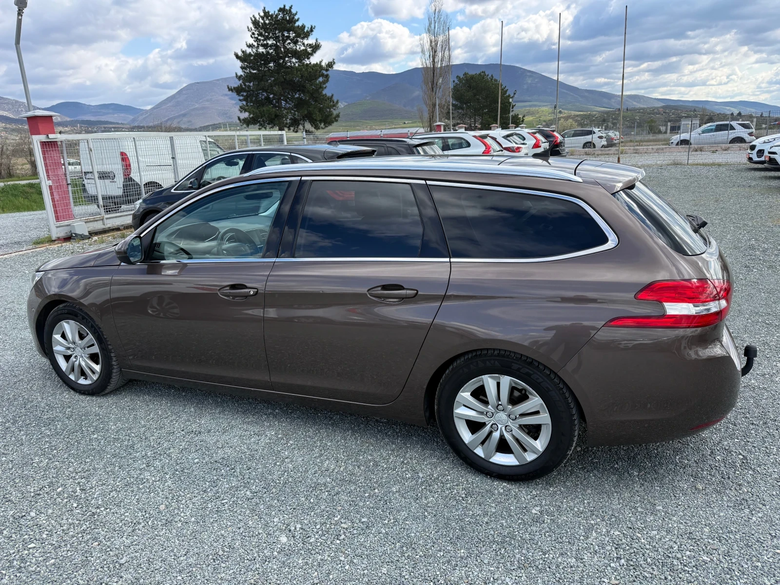 Peugeot 308 (KATO НОВА), снимка 8 - Автомобили и джипове - 54144475