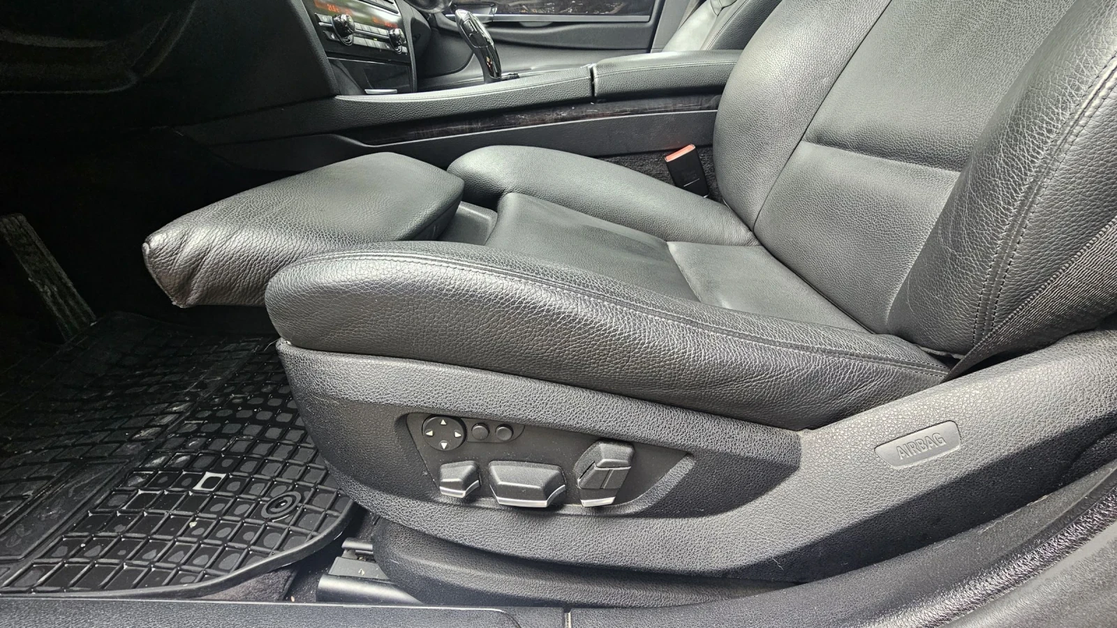 BMW 730 F02 SHADOW LINE, снимка 14 - Автомобили и джипове - 54401071