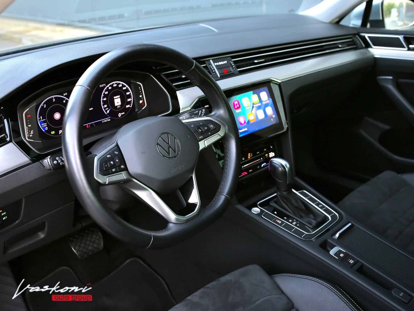 VW Passat 8.5 2.0 TDI Highline, снимка 7 - Автомобили и джипове - 54602222