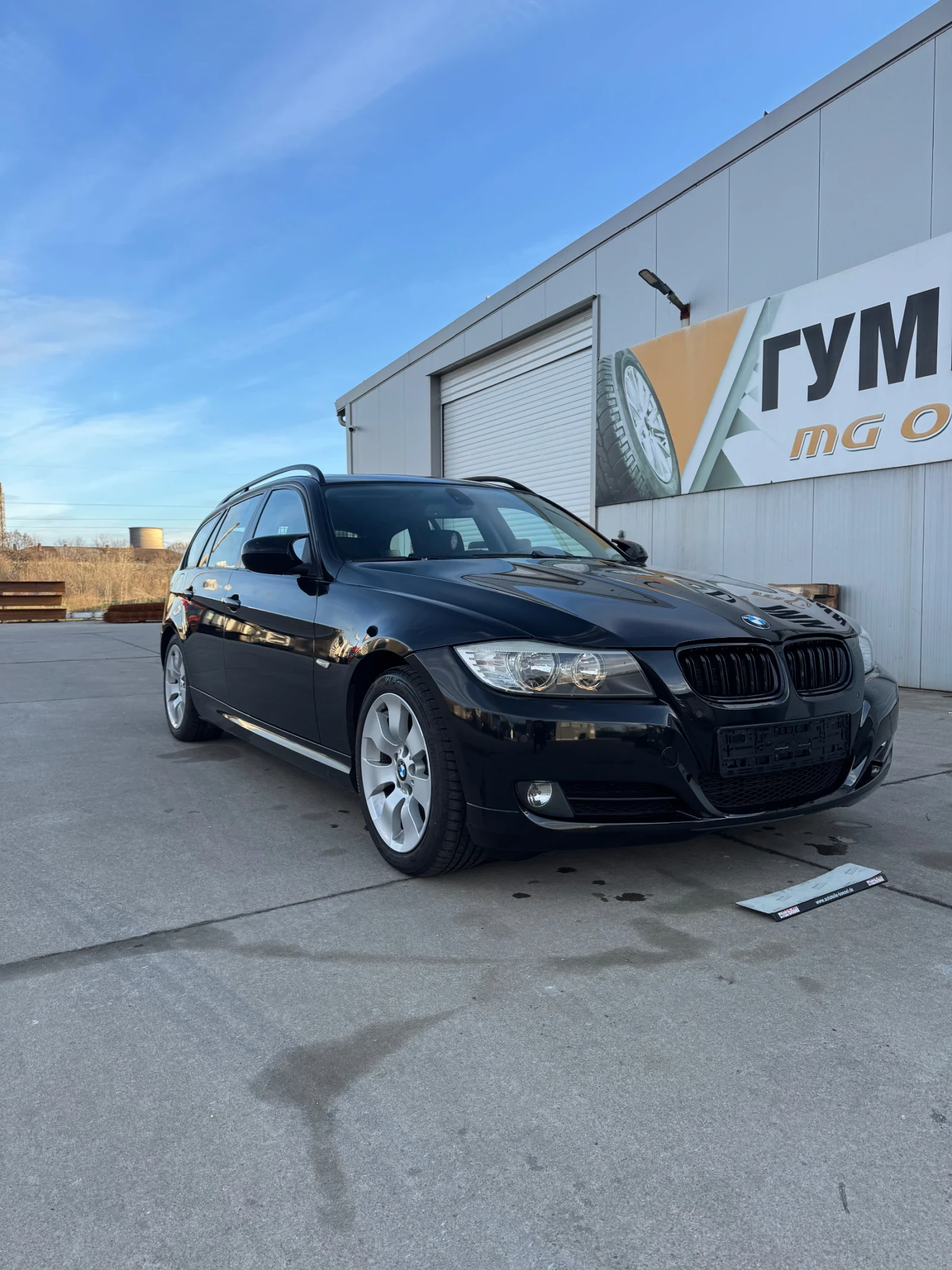 BMW 320, снимка 2 - Автомобили и джипове - 55563943