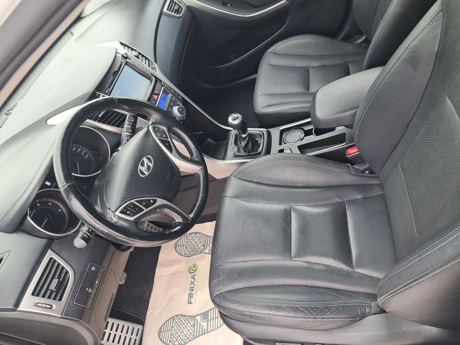 Hyundai I30 1.6 CRDI FULL PREMIUM , снимка 7 - Автомобили и джипове - 54680991