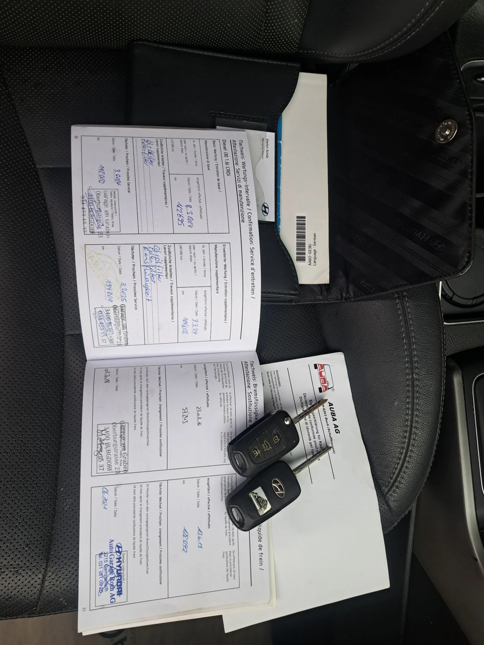 Hyundai I30 1.6 CRDI FULL PREMIUM , снимка 17 - Автомобили и джипове - 54680991